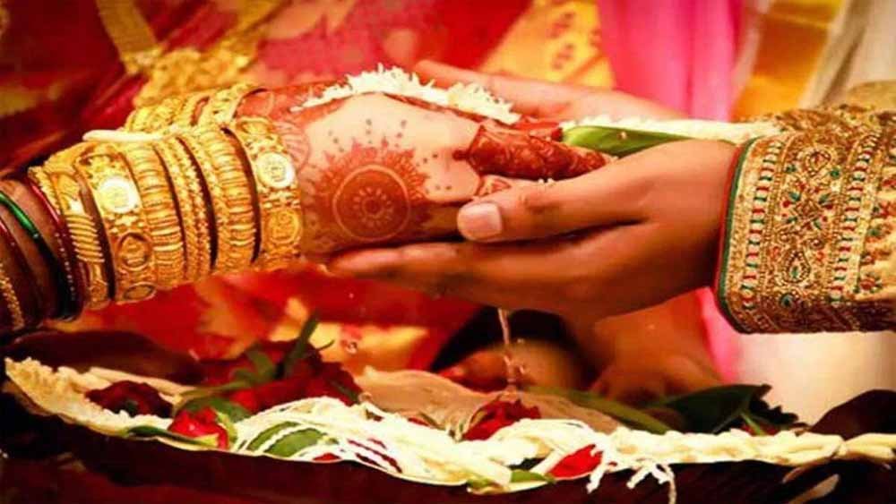 छठी शादी की तैयारी में था हेड कॉन्सटेबल, पत्नी का सब्र टूटा, पुलिस में की शिकायत, किसी से नहीं लिया है तलाक
