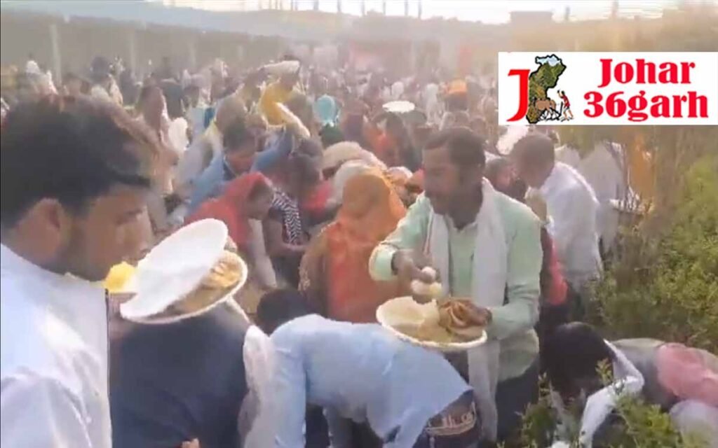 रसगुल्ला और पुड़ी की मची लूट