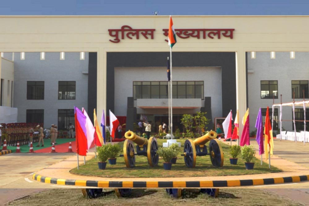 पुलिसकर्मियों के लिए जीरो कट बाल