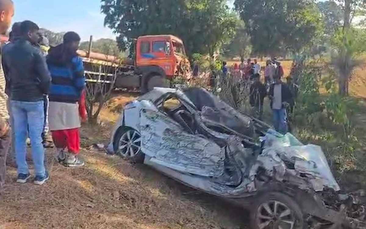 छत्तीसगढ़ में भी फिर दर्दनाक सड़क हादसा