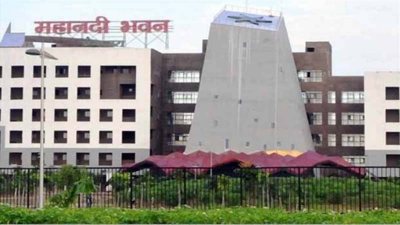 सरकारी दफ्तरों में अनिवार्य होगा आधार-बेस्ड बायोमेट्रिक अटेंडेंस