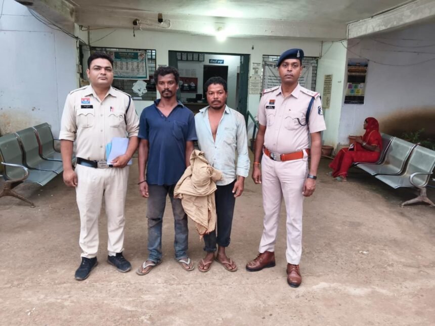 भिखारन को जबरन पिलाई महुआ शराब, बंधक बनाकर महिला से किया सामूहिक दुष्कर्म, शिकायत के बाद दो आरोपी पहुंचे हवालात